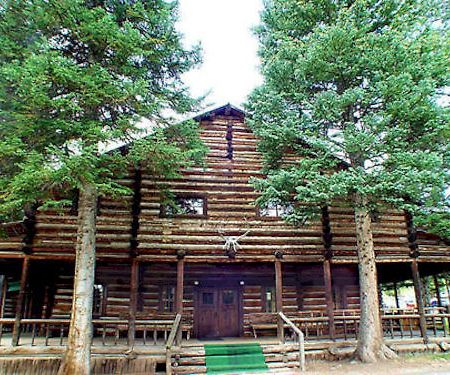 Pahaska Tepee Resort Коуди Екстериор снимка