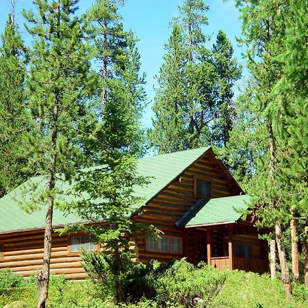 Pahaska Tepee Resort Коуди Екстериор снимка