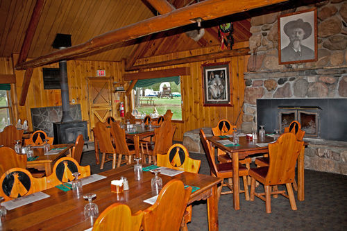 Pahaska Tepee Resort Коуди Екстериор снимка